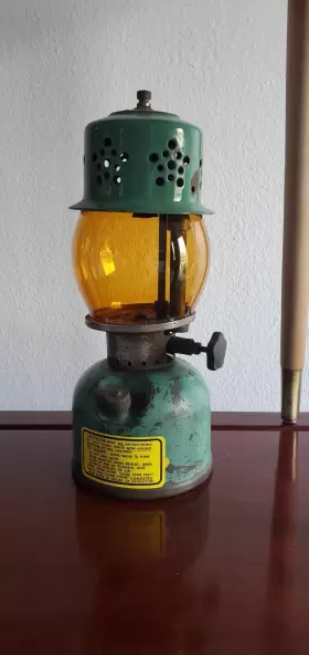 7426 SEARS Lantern Coleman Fount Amber Globe
