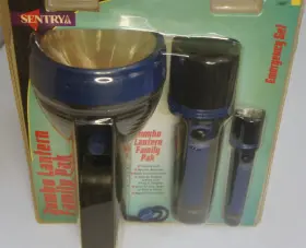 080068806004 SENTRY Lantern Family Pak Flashlights Wear