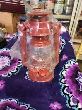 OMNI-6965 SHOP4OMNI Kerosene Oil Lantern Emergency Camping