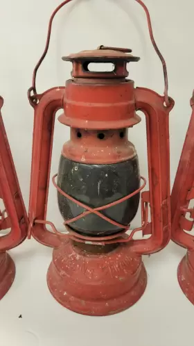 263-1406 SWALLOW Oil Lanterns #3