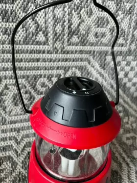 4003840 THE COLEMAN COMPANY Carabineer Classic Water Led #3