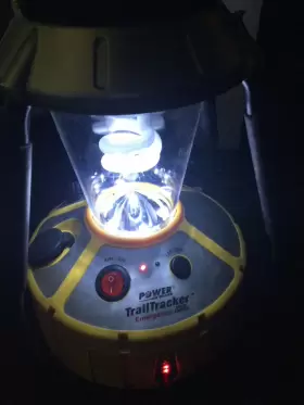VEC1198POB VECTOR Weather Radio Trail Tracker Lantern Crank #3