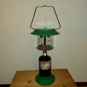 99-121 VESTERGAARD DANA MFG. CORP Coleman Propane Lantern Box