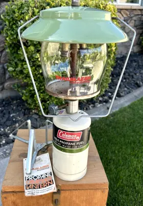 PL-LL01 DOUBLE Trailblazer Mantle Lantern Manual Storage