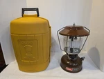 Vintage 1976 Coleman Model 275 Brown Lantern With Yellow Clamshell Case 275a. Fixed Price $89.00.